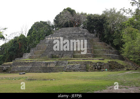 Die Ruinen von Lamanai in Belize Stockfoto