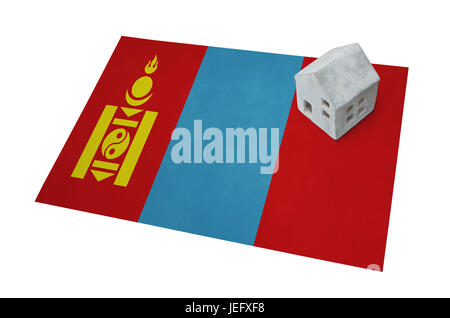 Kleines Haus auf eine Flagge - lebende oder Migration in die Mongolei Stockfoto