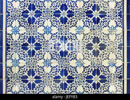 Traditionelle portugiesische Azulejos Kacheln Stockfoto