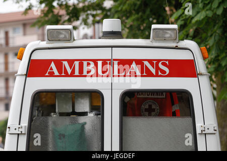 Bydgoszcz, Polen. 24. Juni 2017. Ein alten Krankenwagen van ist bei einem Essen Festival Event gesehen. Bildnachweis: Jaap Aires/Alamy Live-Nachrichten Stockfoto