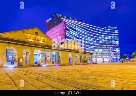 Taipeh, TAIWAN - 26.Mai: Dies ist das Eslite Hotel und Buchladen und andere Architektur in Songshan kulturelle und kreative Park am 26. Mai 2017 in Taip Stockfoto