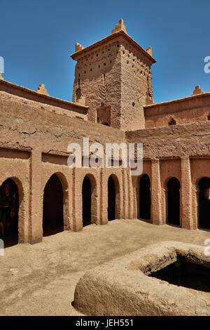 Innenhof Kasbah Amridil in der Nähe von Skoura, Marokko, Afrika Stockfoto