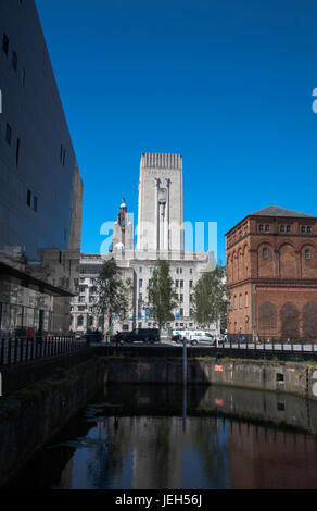 Georges Dock Gebäude Art Deco Lüftungsschacht für The Queens-Tunnel aus dem Mann Insel Entwicklung The Waterfront Liverpool Merseyside England Stockfoto