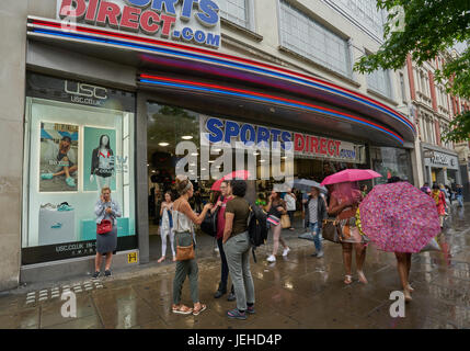 Sport Direktgeschäft oxford Street Stockfoto