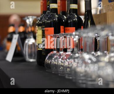 Eine Weine-Bar eingerichtet, bei speziellen event Stockfoto