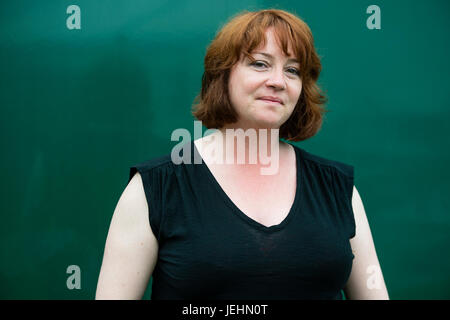 Eimear McBride, irischer Schriftsteller deren Debüt-Roman, eine Mädchen ist ein halb-gebildet Ding, gewann den ersten Goldschmiede-Preis im Jahr 2013 und 2014 Baileys Frauen Prize for Fiction.  auf dem 2017 Hay Festival der Literatur und Kunst Wales Hay on Wye, UK Stockfoto