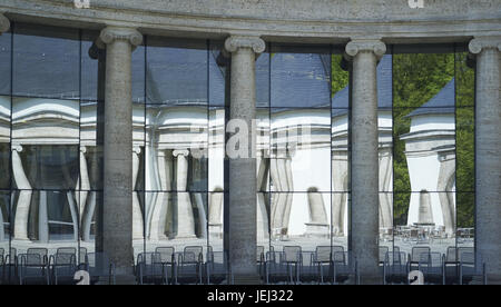 Trinkhalle im Kurpark Bad Wildungen Stockfoto