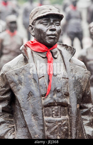 ANREN, CHINA – JAN. 16, 2011. Statuen von roten Helden im Jianchen Museum Cluster, das aus 15 Museen besteht. Stockfoto