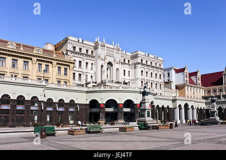 HARBIN-7. MÄRZ 2009. Platz Sofia am 7. März 2009 in Harbin. Der Sofioter Platz ist das zentrale Geschäftsviertel mit russischer Architektur. Stockfoto