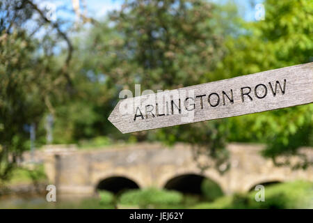 Arlington Row Zeichen, Bibury, Cotswolds, UK Stockfoto