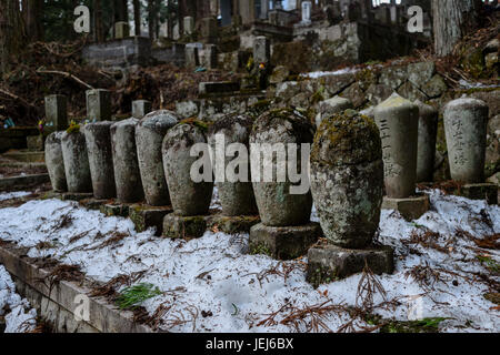 Friedhof in Takayama Stockfoto