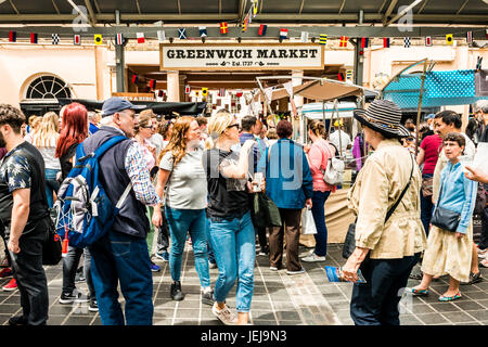 London, UK. 25. Juni 2017. Greenwich &amp; Docklands International Festival. Greenwich Markt Zeichen Credit: Elena Chaykina/Alamy Live News Stockfoto