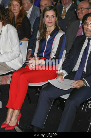 Madrid, Spanien. 26. Juni 2017. Spanische Königin Letizia Ortiz während der 4. Auflage des "awards Discapnet 2017" in Madrid auf Montag, 26. Juni 2017 Credit: Gtres Información Más lokalen auf line,S.L./Alamy Live News Stockfoto