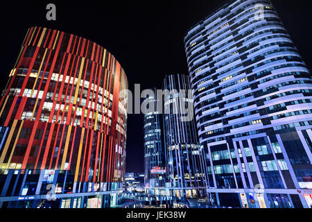 SOHO Sanlitun Büro- und Einkaufszentrum in Peking. SOHO Sanlitun wird eine neue allgemeine Geschäfts- und Wohnviertel mit iconic Architektur. Stockfoto