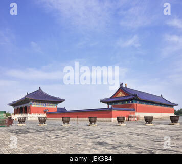 Pavillons, verbunden durch eine rote Mauer, Himmelstempel, Peking, China Stockfoto