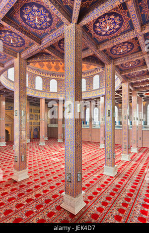 YINCHUAN - CHINA - Juli 19,2012. Moschee Innenraum am 19. Juli 2012 in Lhasa. Die massive Weiße Moschee befindet sich auf der Hui Cultural Park. Stockfoto