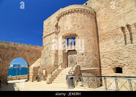 Burg von Carlo V, Monopoli, Apulien, Süditalien / Apulien, Italien Stockfoto