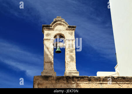 Kirchturm, Polignano a Mare, Italien Stockfoto