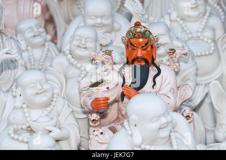 PEKING-JAN. 26. Skulptur von Guang Yu auf dem Panjiayuan Markt. Er ist eine der bekanntesten chinesischen historischen Figuren, die noch verehrt wird. Stockfoto