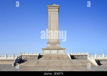 Denkmal mit einer Treppe am Platz des himmlischen Friedens in Peking Stockfoto