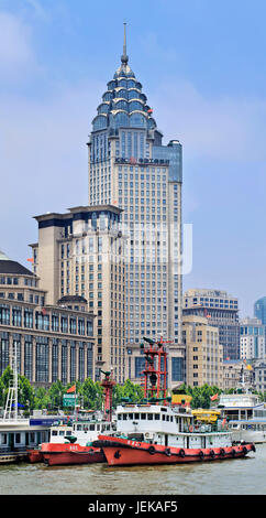 SHANGHAI - 5. JUNI 2014. Das Gebäude der ICBC (Industrial and Commercial Bank), koloniale Architektur am Boulevard Bund. Stockfoto