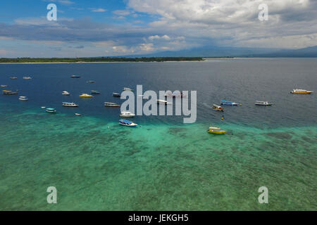 Boote in den Hafen verankert, Gili Trawangan, West Nusa Tenggara, Indonesien Stockfoto