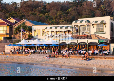 Aufnahmen des berühmten Doyles Seafood Restaurant, Watsons Bay, direkt neben dem Watsons Bay Hotel, Sydney, Australien Stockfoto