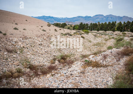 Arroyo zu Rückhaltebecken in Western Las Vegas Stockfoto