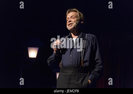 Alles für das Theater spielen "Große Freiheit Nr. 7" im St. Pauli Theater mit: Volker Lechtenbrink wo: Hamburg, Deutschland bei: 26. Mai 2017 Stockfoto