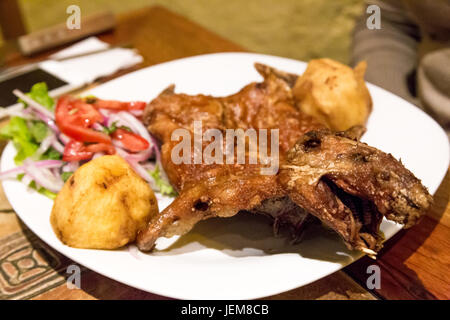 Gebratenes Meerschweinchen Stockfoto