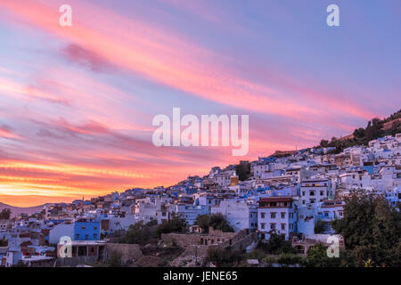 Chefchaouen bei Sonnenuntergang, Tanger-Tetouan, Marokko Stockfoto