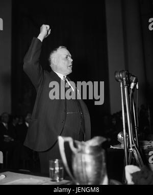 William Green, Präsident der American Federation of Labor, Porträt während der Pressekonferenz, Washington DC, USA, Harris & Ewing, Februar 1936 Stockfoto