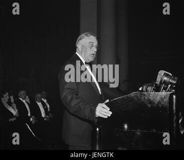 US-Präsident Franklin Roosevelt Rede achten amerikanischen wissenschaftlichen Kongress folgende deutsche Invasion Belgiens, konstitutionelle Hall, Washington DC, USA, Harris & Ewing, 10. Mai 1940 Stockfoto