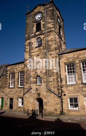 Der Uhrturm des Rathauses, Alnwick Stockfoto