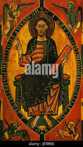 Anonym. Katalonien. Ripoll Workshop. Altar frontal von Esquius, 2. Viertel des 12. Jahrhunderts. Detail der Pantokrator, umgeben von der Tetramorph. Wahrscheinlich aus der Kirche Santa Maria, Schloss Besora, Spanien. Nationalen Kunstmuseum von Katalonien. Barcelona. Katalonien. Spanien. Stockfoto