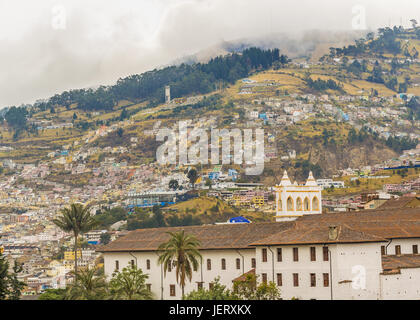 Das historische Zentrum von Quito Luftaufnahme Stockfoto