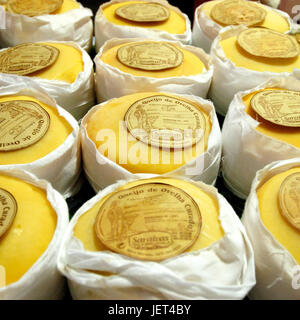 Traditioneller Käse aus der Region Serra Da Estrela, Portugal Stockfoto