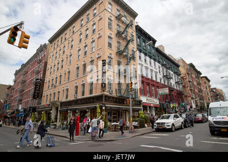 Caffe Napoli an der Ecke der Mulberry Street und Hester St. wenig Italien New York City USA Stockfoto