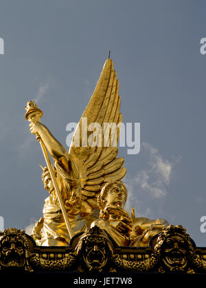 Opéra Garnier - PARIS FRANKREICH - DETAILS DER DACH UND GIEBEL - CORNICHE UND SCUPLTURES - PARIS OPERA © Frédéric BEAUMONT Stockfoto