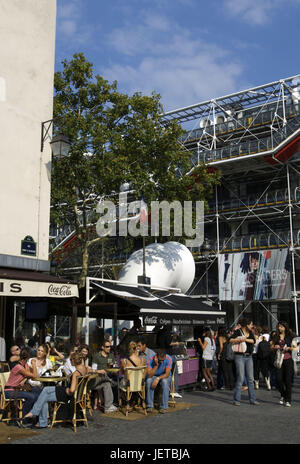 Frankreich, Paris, Teil der Stadt Beaubourg, Centre Georges Pompidou, Café, Tourismus, kein Model-release Stockfoto