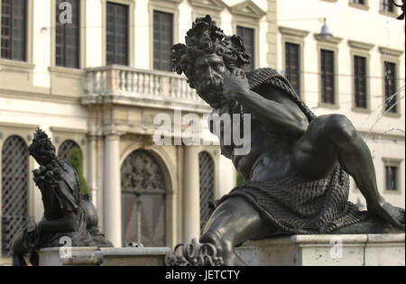 Deutschland, Bayern, Augsburg, gut Charakter, Augustusbrunnen, Eingang zum Rathaus, Stockfoto