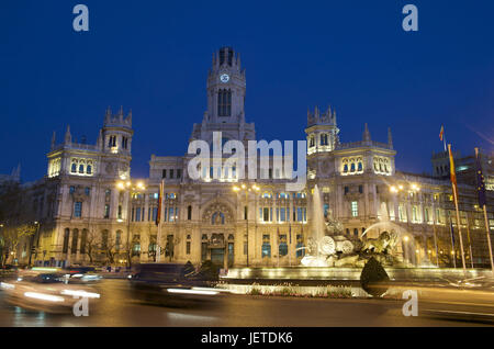 Spanien, Madrid, Plaza de Cibeles, Rathaus, Brunnen, nachts, Stockfoto