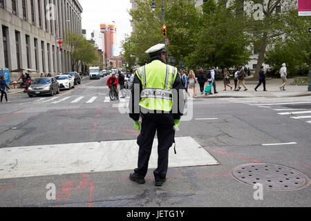 NYPD Verkehrspolizist auf den Straßen von New York City USA Stockfoto