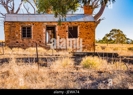 Frühe Siedler-Haus auf dem Weg zum Clare Valley in South Australia Stockfoto