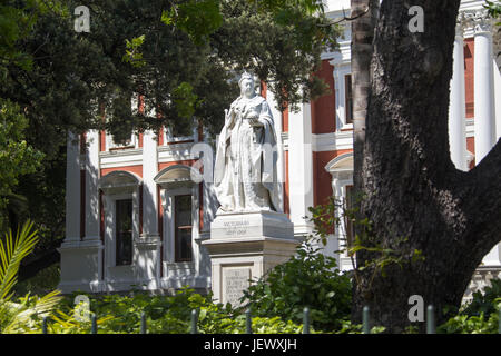 Statue der Königin Victoria vor den Houses of Parliament, Cape Town, Südafrika Stockfoto