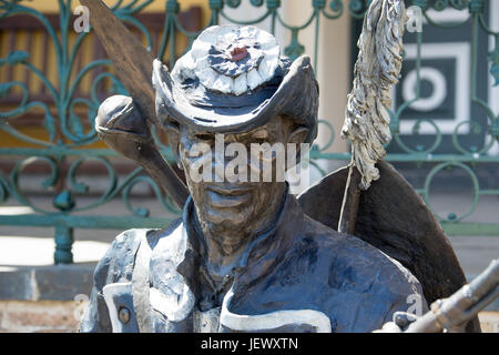 Statue von Häuptling, König von AmaHlubi, einem Bantu-Stamm, ehemalige königliche Gefangene, Castle of Good Hope, Kapstadt, Südafrika Stockfoto