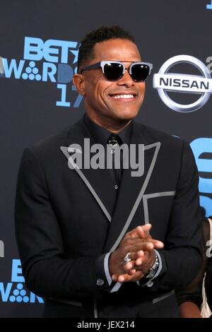 Maxwell im Ankunftsbereich für 2017 BET Awards, Microsoft Theatre L.A. Live, Los Angeles, CA 25. Juni 2017. Foto von: Priscilla Grant/Everett Collection Stockfoto