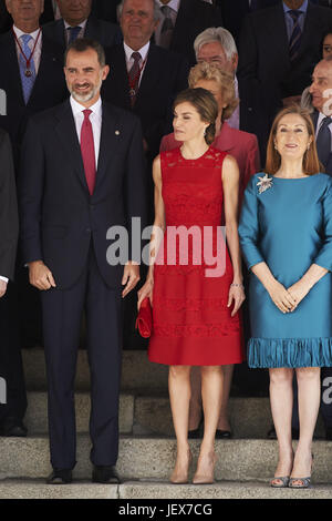 Madrid, Spanien. 28. Juni 2017. König Felipe von Spanien, Königin Letizia von Spanien besuchten das Gedenken an den 40. Jahrestag der Wahlen vom 15. Juni 1977 im Palacio de Las Cortes am 28. Juni 2017 in Madrid Credit: Jack Abuin/ZUMA Draht/Alamy Live News Stockfoto