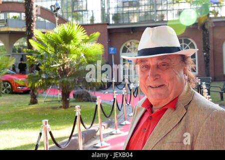 Frankfurt am Main, Deutschland. 28. Juni 2017. Direktor Peter Zingler kommt auf dem roten Teppich für die Bild-Sommerfest-2017, statt im Palmengarten, Frankfurt Am Main am 28. Juni 2017 Credit: Markus Wissmann/Alamy Live News Stockfoto