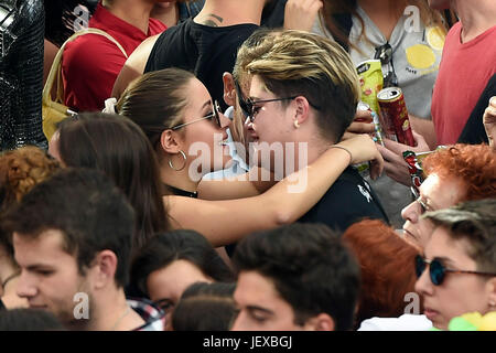 Madrid, Spanien. 28. Juni 2017. beim Auftakt der World Pride in der Plaza Pedro Zerolo von Madrid auf Mittwoch, 28. Juni 2017 Credit: Gtres Información Más lokalen auf line,S.L./Alamy Live News Stockfoto